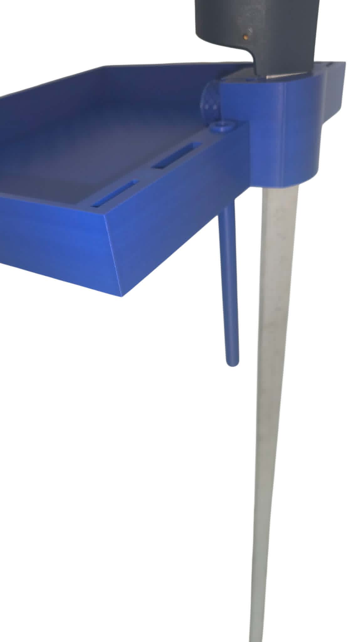 Plateau rigide avec porte outils