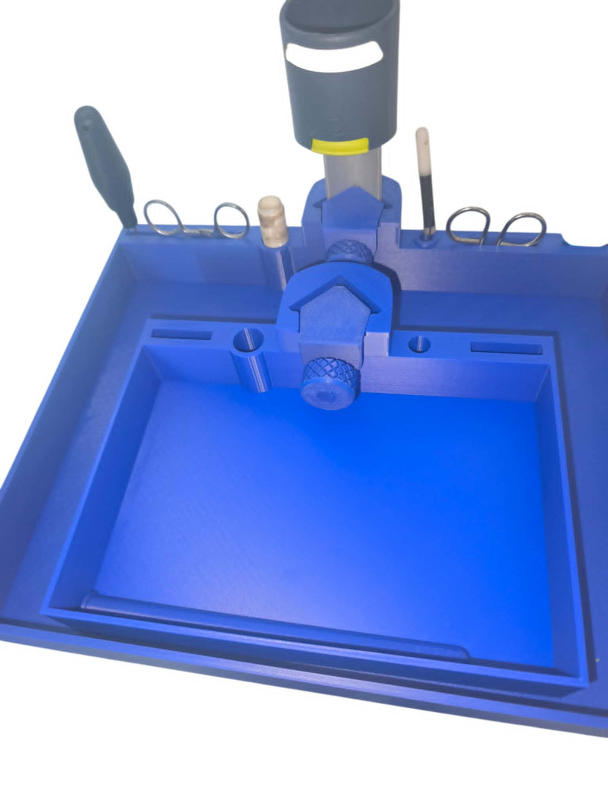 Plateau rigide avec porte outils